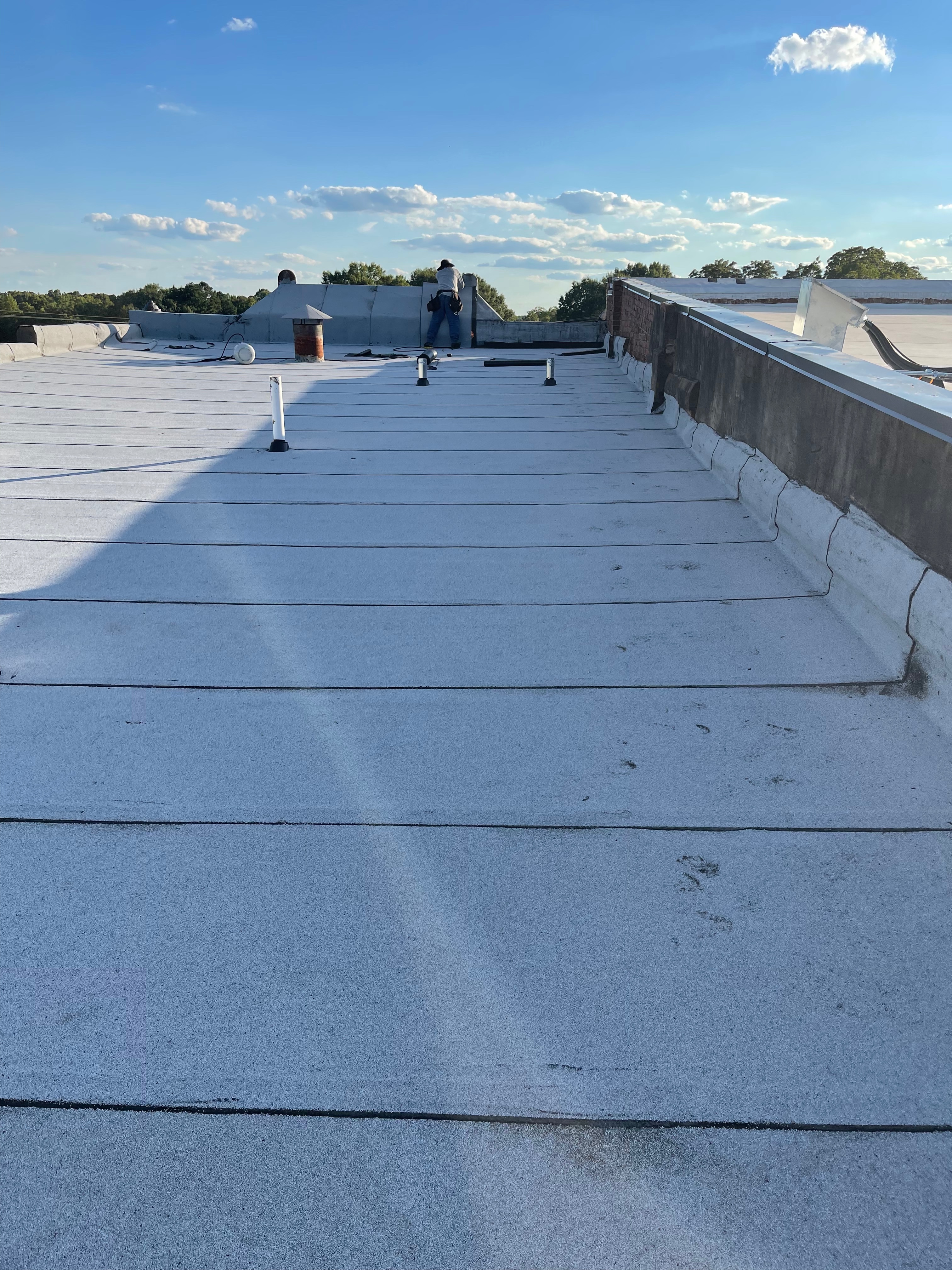 Commercial flat TPO roof